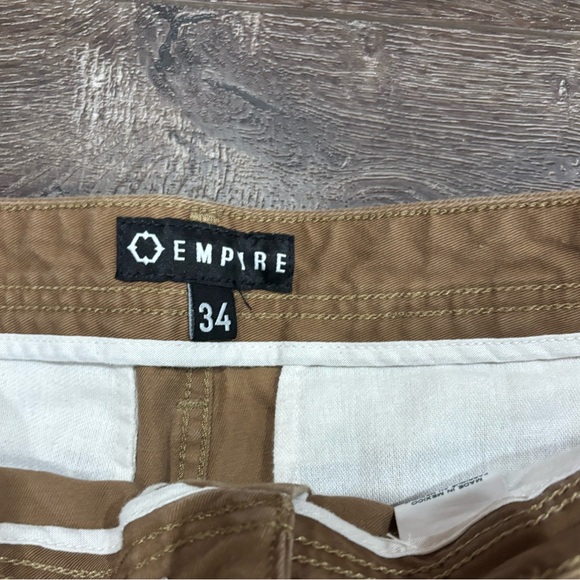 Empire 34 Men’s Dark Khaki Shorts - Picture 2 of 4